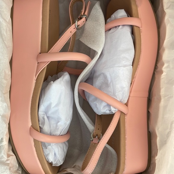 Chinese Laundry Skippy sandal in Pink color size 9.5. - Picture 6 of 13